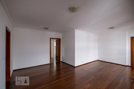 Sala de apartamento para alugar com 3 quartos, 132m² em Sumarezinho, São Paulo