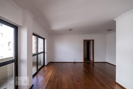 Sala de apartamento para alugar com 3 quartos, 132m² em Sumarezinho, São Paulo