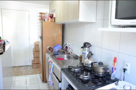 Cozinha de apartamento à venda com 2 quartos, 49m² em Mato Grande, Canoas