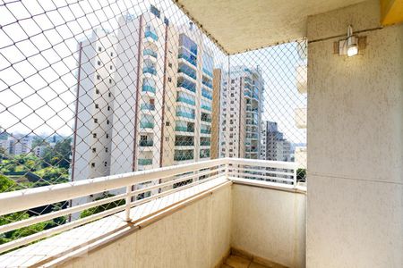 Sacada  de apartamento à venda com 1 quarto, 57m² em Paraíso do Morumbi, São Paulo