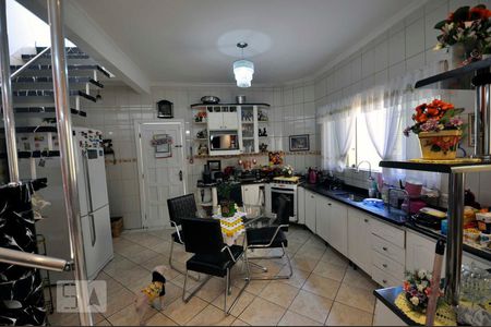 Casa à venda com 250m², 4 quartos e 2 vagasCopa Cozinha