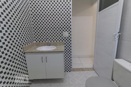 Banheiro de casa para alugar com 1 quarto, 58m² em Rocha, Rio de Janeiro