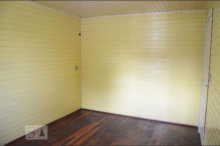 Quarto 1 de casa para alugar com 2 quartos, 60m² em Mathias Velho, Canoas