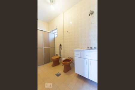 Casa para alugar com 400m², 5 quartos e 1 vaga Casa para alugar com 400m², 5 quartos e 1 vagaBanheiro Suite