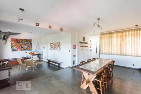 Sala de casa à venda com 5 quartos, 400m² em Jardim Guarani, Campinas