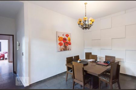 Casa para alugar com 400m², 5 quartos e 1 vaga Casa para alugar com 400m², 5 quartos e 1 vagaSala de jantar