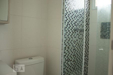 Banheiro da Suíte de apartamento para alugar com 1 quarto, 64m² em Vila Alexandria, São Paulo