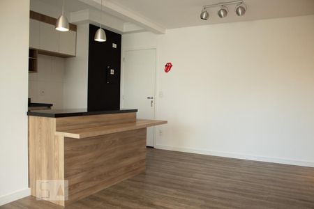 Sala de apartamento para alugar com 1 quarto, 64m² em Vila Alexandria, São Paulo