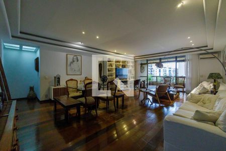 Sala de apartamento para alugar com 4 quartos, 233m² em Barra da Tijuca, Rio de Janeiro