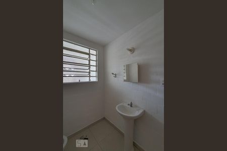 Banheiro de apartamento para alugar com 1 quarto, 70m² em Cambuci, São Paulo