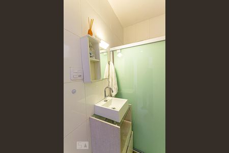 Banheiro Social de apartamento para alugar com 2 quartos, 60m² em São Francisco, Niterói