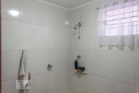 Banheiro Social de casa à venda com 4 quartos, 300m² em Vila Mazzei, São Paulo