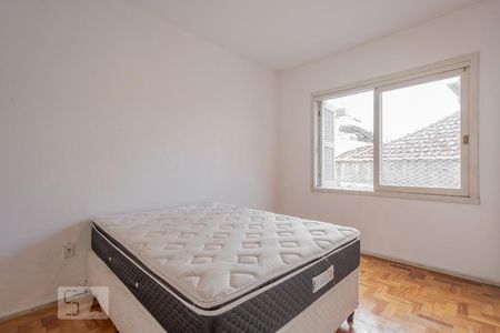 Quarto 1 de apartamento para alugar com 2 quartos, 84m² em Bom Fim, Porto Alegre