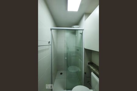 Banheiro da Suíte de apartamento para alugar com 1 quarto, 30m² em Jardim da Glória, São Paulo