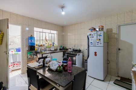 Apartamento à venda com 200m², 3 quartos e 2 vagas Apartamento à venda com 200m², 3 quartos e 2 vagasCozinha