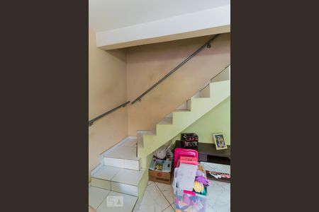 Escada de apartamento à venda com 3 quartos, 200m² em Vila São Francisco (zona Leste), São Paulo