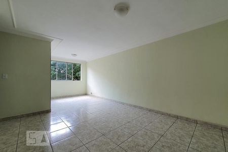 Sala de apartamento para alugar com 2 quartos, 60m² em Jardim Patente, São Paulo