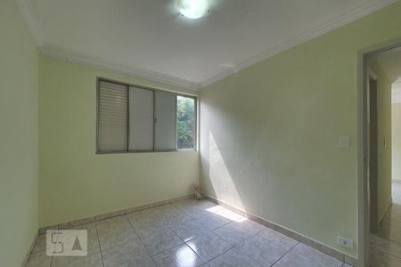 Quarto 1 de apartamento para alugar com 2 quartos, 60m² em Jardim Patente, São Paulo