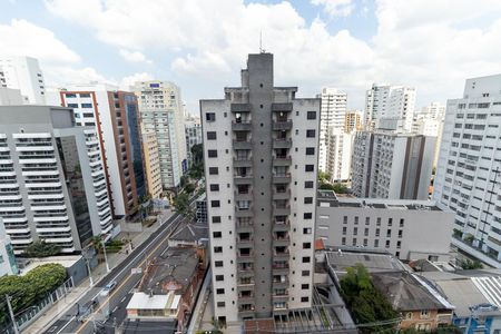 Vista da sala e do quarto 1 de apartamento à venda com 2 quartos, 70m² em Jardim Paulista, São Paulo