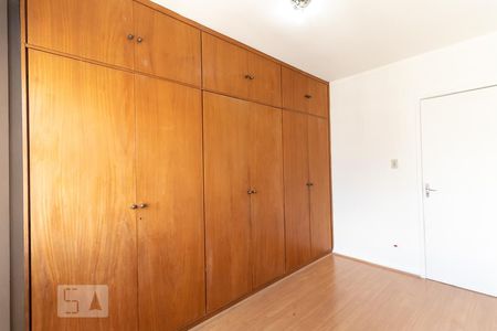 Quarto 1 de apartamento à venda com 2 quartos, 70m² em Jardim Paulista, São Paulo