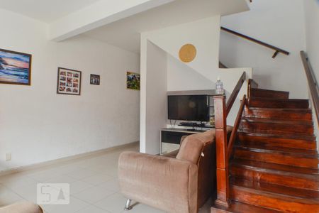 Casa à venda com 150m², 3 quartos e 5 vagasSala