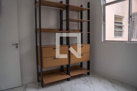 Quarto 1 de apartamento à venda com 2 quartos, 50m² em Centro, Rio de Janeiro