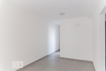 Sala de apartamento para alugar com 2 quartos, 63m² em Campestre, Santo André