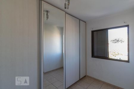 Quarto 1 de apartamento à venda com 2 quartos, 51m² em Vila Mangalot, São Paulo