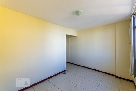 Sala de apartamento para alugar com 2 quartos, 50m² em São Domingos, Niterói