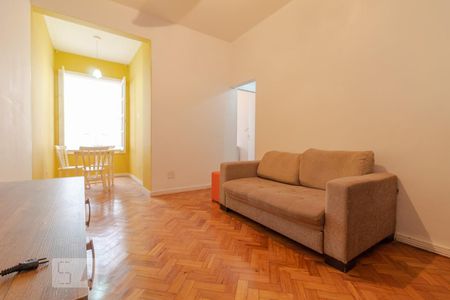 Sala de apartamento para alugar com 1 quarto, 50m² em Copacabana, Rio de Janeiro