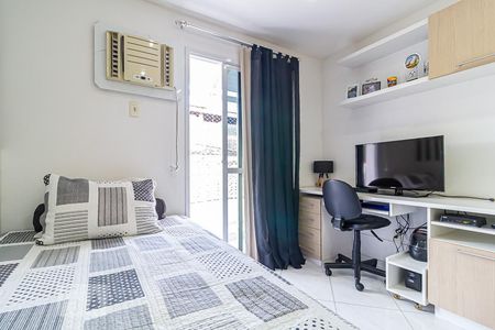 Quarto 1 de casa à venda com 3 quartos, 90m² em Tanque, Rio de Janeiro