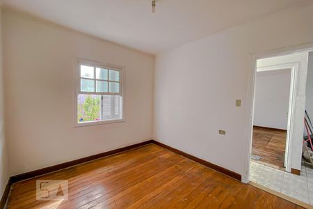 Quarto 2 de casa para alugar com 2 quartos, 54m² em Vila Carrão, São Paulo