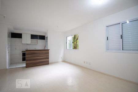 Sala de apartamento para alugar com 1 quarto, 46m² em Jardim Sao Francisco (zona Leste), São Paulo