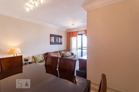 Sala de apartamento para alugar com 3 quartos, 82m² em Vila Bertioga, São Paulo