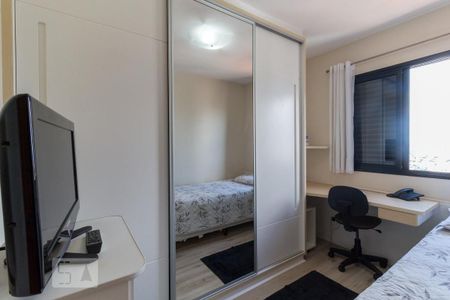 Quarto 1 de apartamento para alugar com 3 quartos, 82m² em Vila Bertioga, São Paulo