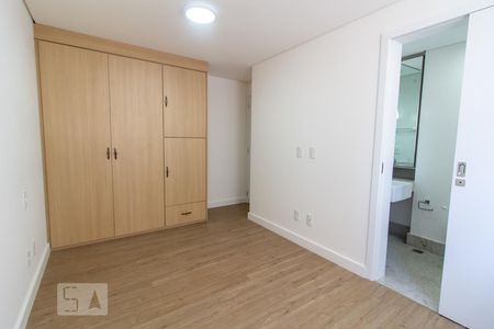 Suíte de apartamento para alugar com 1 quarto, 89m² em Funcionários, Belo Horizonte