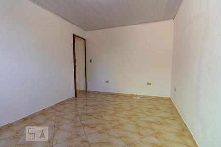 Quarto de casa para alugar com 1 quarto, 50m² em Vila Osasco, Osasco