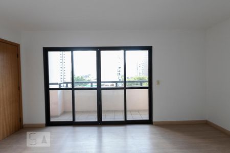 Sala de apartamento para alugar com 3 quartos, 95m² em Vila Olímpia, São Paulo