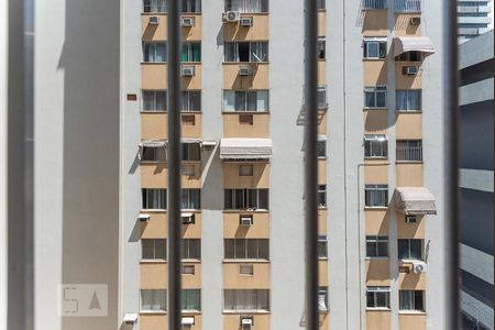 Vista da Sala  de apartamento à venda com 2 quartos, 67m² em Cidade Nova, Rio de Janeiro
