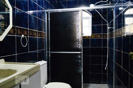 Banheiro com Box de casa para alugar com 2 quartos, 70m² em Vila Miami, São Paulo