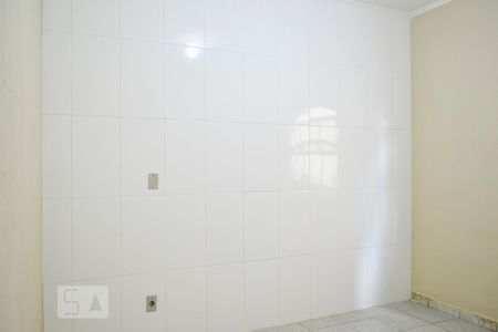 Quarto 1 Vista Lateral Direita de casa para alugar com 2 quartos, 70m² em Vila Miami, São Paulo