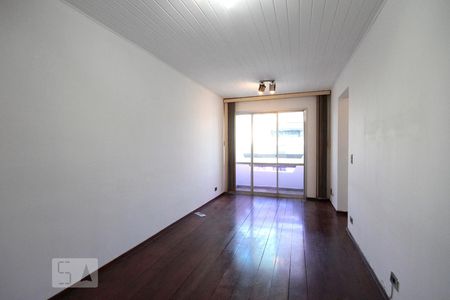 Apartamento para alugar com 65m², 2 quartos e 1 vagaSala