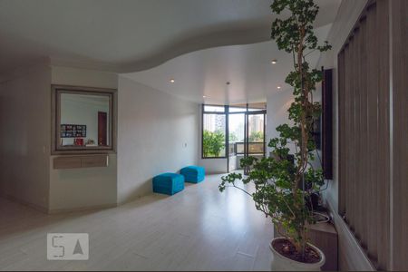 Sala de apartamento à venda com 3 quartos, 138m² em Santo Amaro, São Paulo