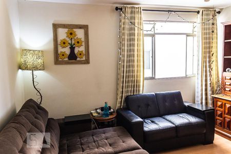 Sala de apartamento para alugar com 3 quartos, 75m² em Jardim das Acácias, São Paulo