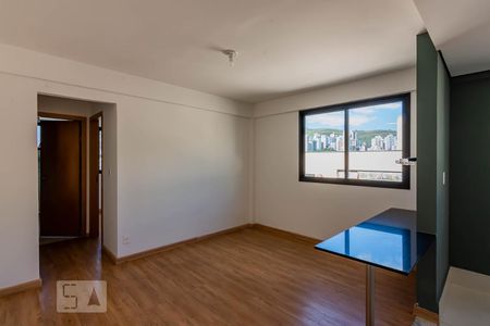 Sala  de apartamento para alugar com 1 quarto, 38m² em São Pedro, Belo Horizonte