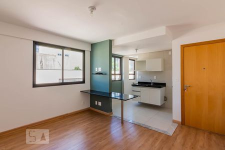 Sala  de apartamento para alugar com 1 quarto, 38m² em São Pedro, Belo Horizonte