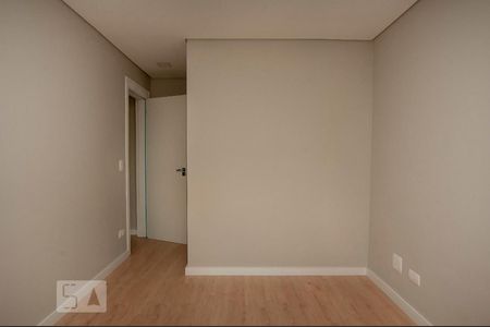 Quarto 2 de apartamento para alugar com 2 quartos, 60m² em Santa Felicidade, Curitiba