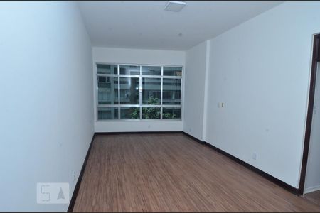 Apartamento para alugar com 95m², 4 quartos e 1 vagaSala