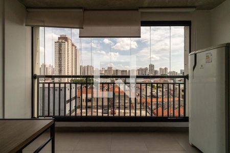 Varanda de kitnet/studio para alugar com 1 quarto, 30m² em Bom Retiro, São Paulo