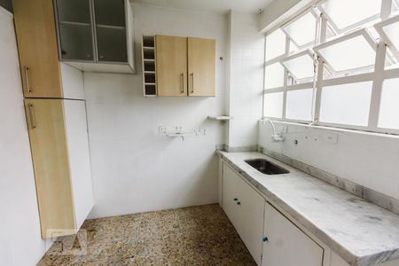 Cozinha de apartamento à venda com 3 quartos, 95m² em Perdizes, São Paulo